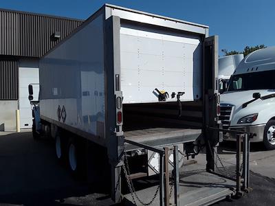 Used 2018 Freightliner M2 106 Conventional Cab Box Truck for sale #685051 - photo 2