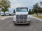 Used 2018 Freightliner Cascadia Detroit DD13 Semi Truck for sale #746874 - photo 2