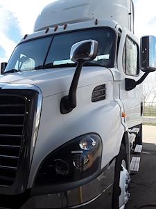 Used 2018 Freightliner Cascadia Detroit DD13 Semi Truck for sale #752132 - photo 1