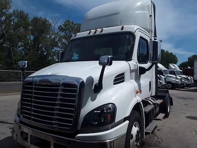 Used 2018 Freightliner Cascadia Detroit DD13 Semi Truck for sale #752178 - photo 1