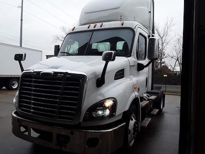 Used 2018 Freightliner Cascadia Detroit DD13 Semi Truck for sale #752346 - photo 1