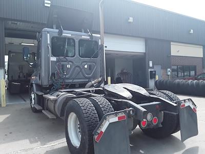 Used 2019 Freightliner Cascadia Detroit DD13 Semi Truck for sale #804011 - photo 2