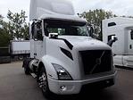 Used 2019 Volvo VNR Volvo D13 Semi Truck for sale #809196 - photo 4