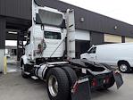 Used 2019 Volvo VNR Volvo D13 Semi Truck for sale #809196 - photo 2
