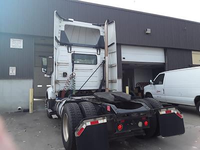 Used 2019 Volvo VNR Volvo D13 Semi Truck for sale #809204 - photo 2