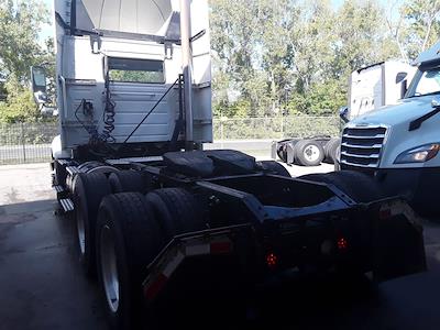 Used 2019 Volvo VNL Volvo D13 Semi Truck for sale #809213 - photo 2