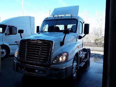 Used 2019 Freightliner Cascadia Detroit DD13 Semi Truck for sale #813426 - photo 1