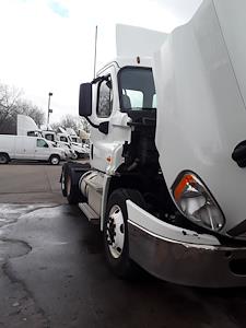 Used 2019 Freightliner Cascadia Detroit DD13 Semi Truck for sale #813576 - photo 1