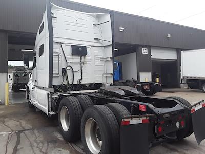 Used 2019 Volvo VNL Volvo D13 Semi Truck for sale #821338 - photo 2