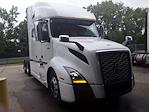 Used 2019 Volvo VNL Volvo D13 Semi Truck for sale #821338 - photo 4