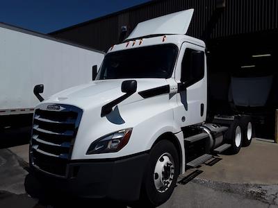 Used 2019 Freightliner Cascadia Detroit DD13 Semi Truck for sale #821368 - photo 1