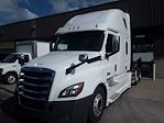 Used 2020 Freightliner Cascadia Detroit Diesel DD15 Semi Truck with Sleeper Cab for sale #878852 - photo 1