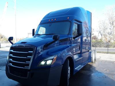 Used 2020 Freightliner Cascadia Detroit Diesel DD15 Semi Truck with Sleeper Cab for sale #878940 - photo 1