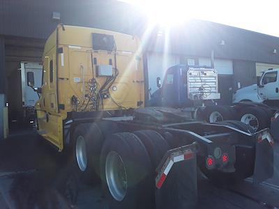 Used 2020 Freightliner Cascadia - photo 1