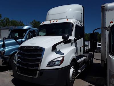 Used 2020 Freightliner Cascadia Detroit DD13 Semi Truck for sale #897178 - photo 1