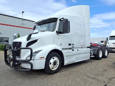 Used 2020 Volvo VNR Volvo D13 Semi Truck for sale #243515 - photo 1