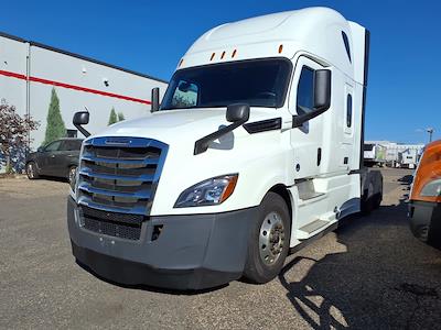 Used 2020 Freightliner Cascadia Detroit Diesel DD15 Semi Truck with Sleeper Cab for sale #265416 - photo 1