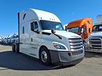 Used 2020 Freightliner Cascadia Detroit Diesel DD15 Semi Truck with Sleeper Cab for sale #265416 - photo 4