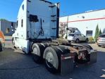 Used 2020 Freightliner Cascadia Detroit Diesel DD15 Semi Truck with Sleeper Cab for sale #265416 - photo 2