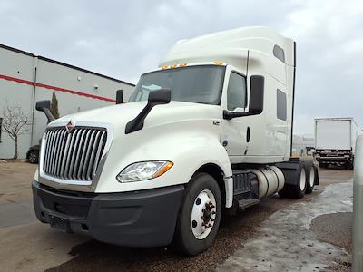 Used 2022 International LT - photo 1