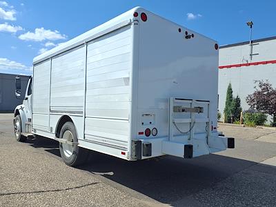 Used 2016 Freightliner M2 106 Beverage Truck for sale #653076 - photo 2