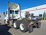 Used 2017 Freightliner Cascadia Detroit DD13 Semi Truck for sale #665080 - photo 2