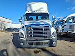 Used 2017 Freightliner Cascadia Cummins ISX Semi Truck for sale #668881 - photo 3
