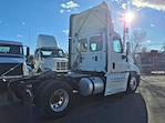 Used 2017 Freightliner Cascadia Cummins ISX Semi Truck for sale #668881 - photo 5