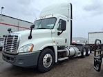 Used 2018 Freightliner Cascadia Detroit DD13 Semi Truck for sale #680638 - photo 1