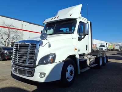 Used 2019 Freightliner Cascadia Detroit Diesel DD15 Semi Truck for sale #776877 - photo 1