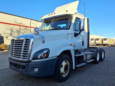 Used 2019 Freightliner Cascadia Detroit Diesel DD15 Semi Truck for sale #776878 - photo 1