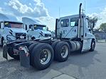 Used 2019 Freightliner Cascadia Detroit DD13 Semi Truck for sale #809155 - photo 5