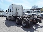 Used 2018 Freightliner Cascadia Detroit Diesel DD15 Semi Truck with Sleeper Cab for sale #221303 - photo 2