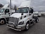Used 2017 Freightliner Cascadia Detroit DD13 Semi Truck for sale #668297 - photo 1