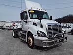 Used 2017 Freightliner Cascadia Detroit DD13 Semi Truck for sale #668301 - photo 4