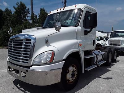 Used 2018 Freightliner Cascadia Detroit Diesel DD15 Semi Truck for sale #684851 - photo 1