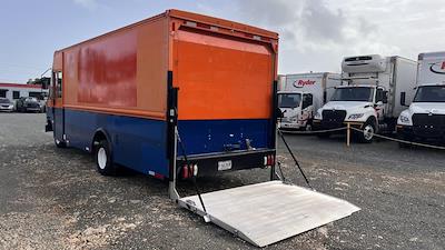 Used 2014 Ford E-450 Step Van / Walk-in for sale #641377 - photo 2