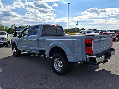 New 2025 Ford F-350 Lariat Crew Cab for sale #P9188 - photo 2