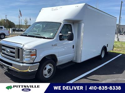 Used 2022 Ford E-350 - photo 1