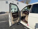 Used 2016 Ram 3500 Laramie Crew Cab for sale #R513597A - photo 3