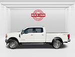 Used 2022 Ford F-250 Lariat Crew Cab for sale #R513659A - photo 9