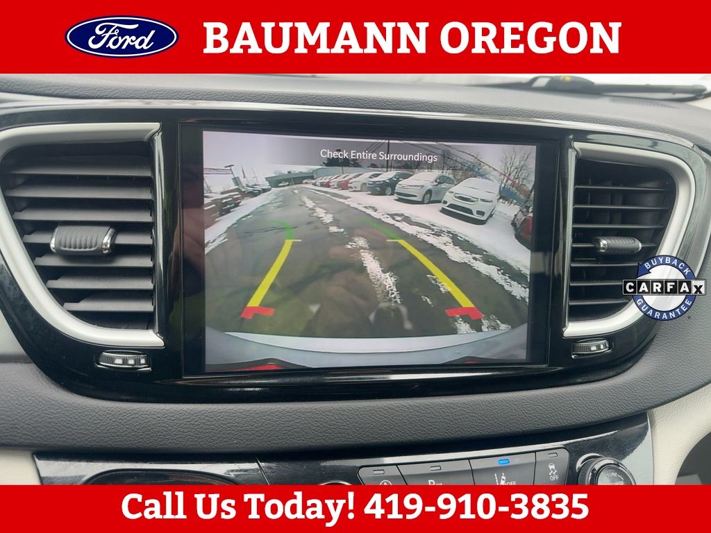 Used 2024 Chrysler Pacifica - photo 24