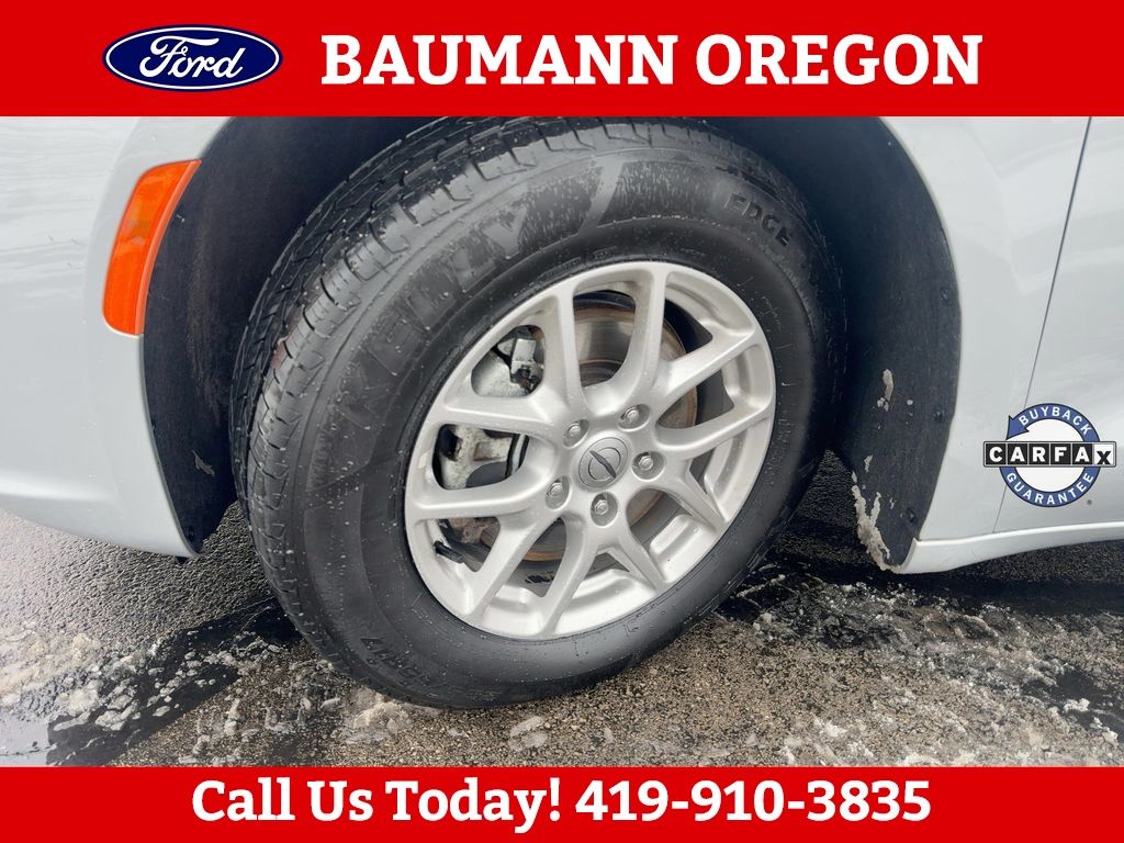 Used 2024 Chrysler Pacifica - photo 28
