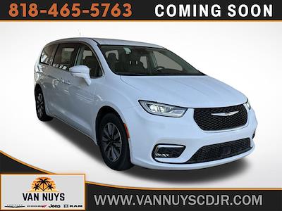 2022 Chrysler Pacifica FWD Minivan for sale #PV24208 - photo 1