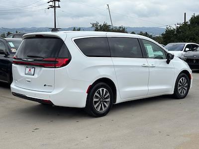 2024 Chrysler Pacifica FWD Minivan for sale #PV24848 - photo 2