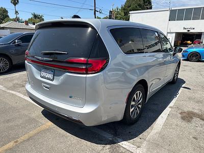 2023 Chrysler Pacifica FWD Minivan for sale #PV24874 - photo 2
