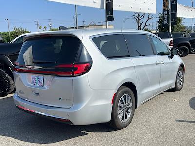 2024 Chrysler Pacifica FWD Minivan for sale #PV25136 - photo 2