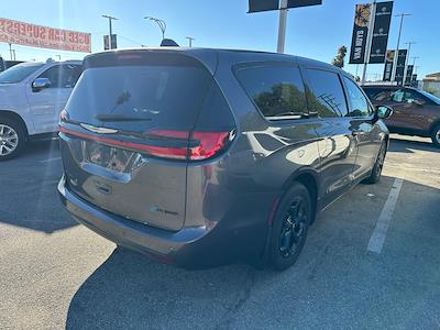 2023 Chrysler Pacifica FWD Minivan for sale #PV25355B - photo 2