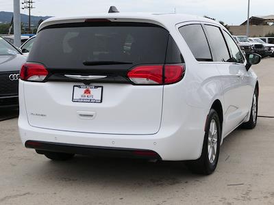 Used 2025 Chrysler Voyager LX Minivan for sale #PV25930 - photo 2