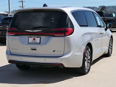 2024 Chrysler Pacifica FWD Minivan for sale #PV26888 - photo 2